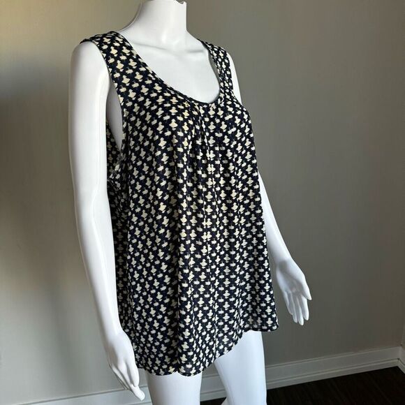 Pleione Geometric Navy & White Sleeveless Blouse Size L - Picture 2 of 6